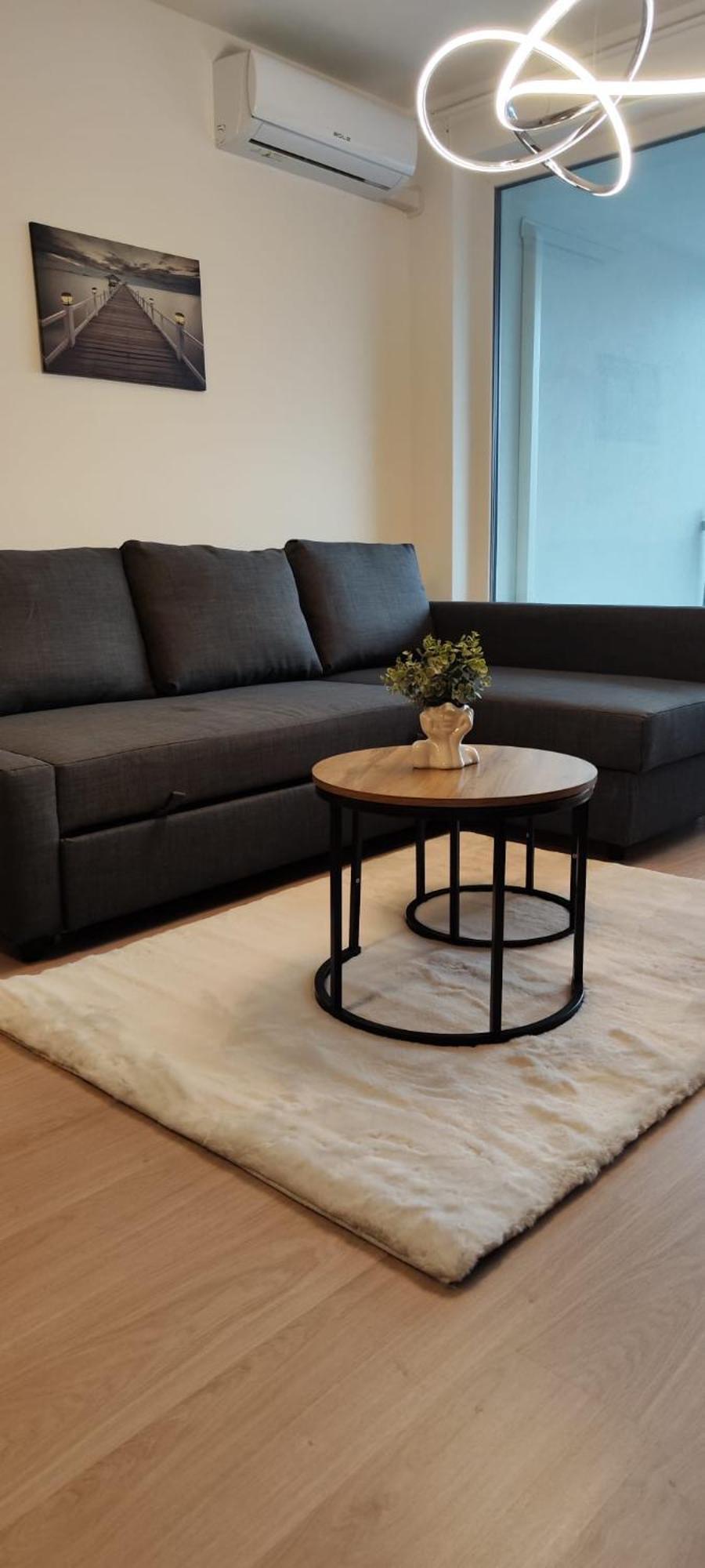 Apartment New With Free Garage Parking Near The Airport